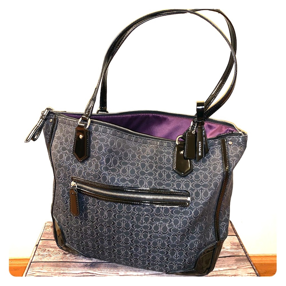COACH purse-Black & Silver (broken zipper)